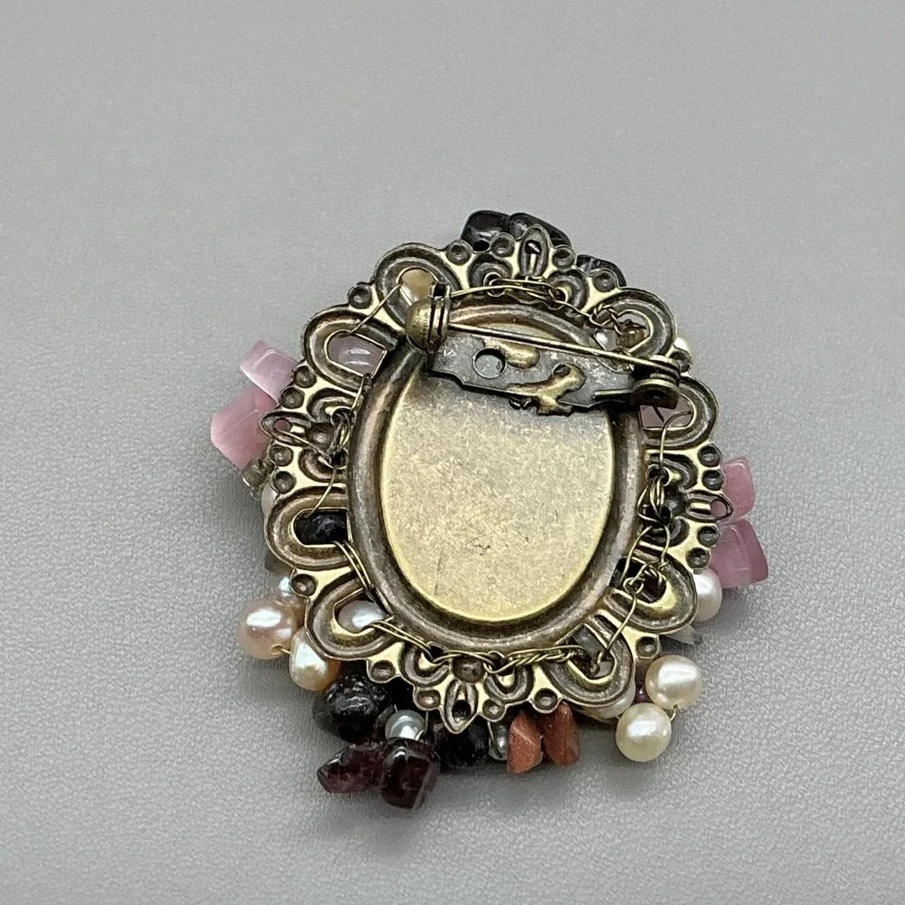 Pink Cameo Brooch Pin Gold Tone Multicolor Bead Cluster Faux Pearl Jewelry